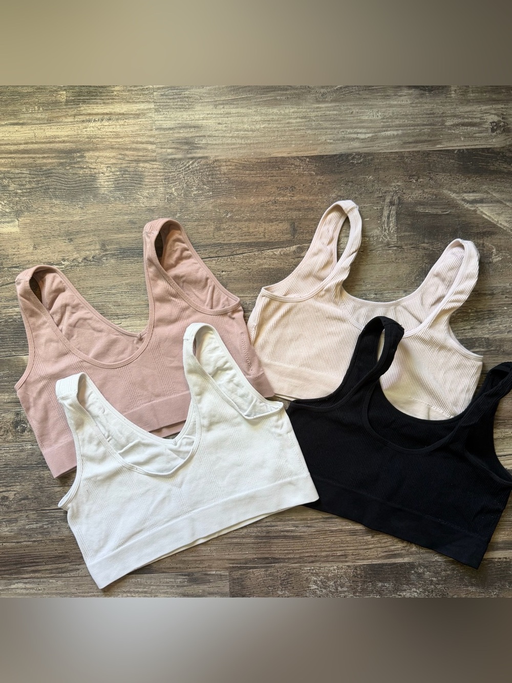 Lot of 4 Izod scoop & v-neck ribbed bralette sports bras women’s 3x 4 colors - Picture 4 of 12